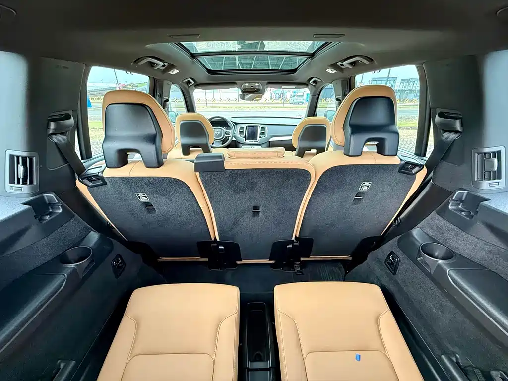 Volvo XC90 — миниатюра 19