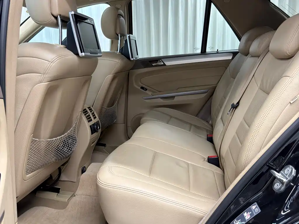 Mercedes-Benz M A MG M AMG 2011 AMG ML 63