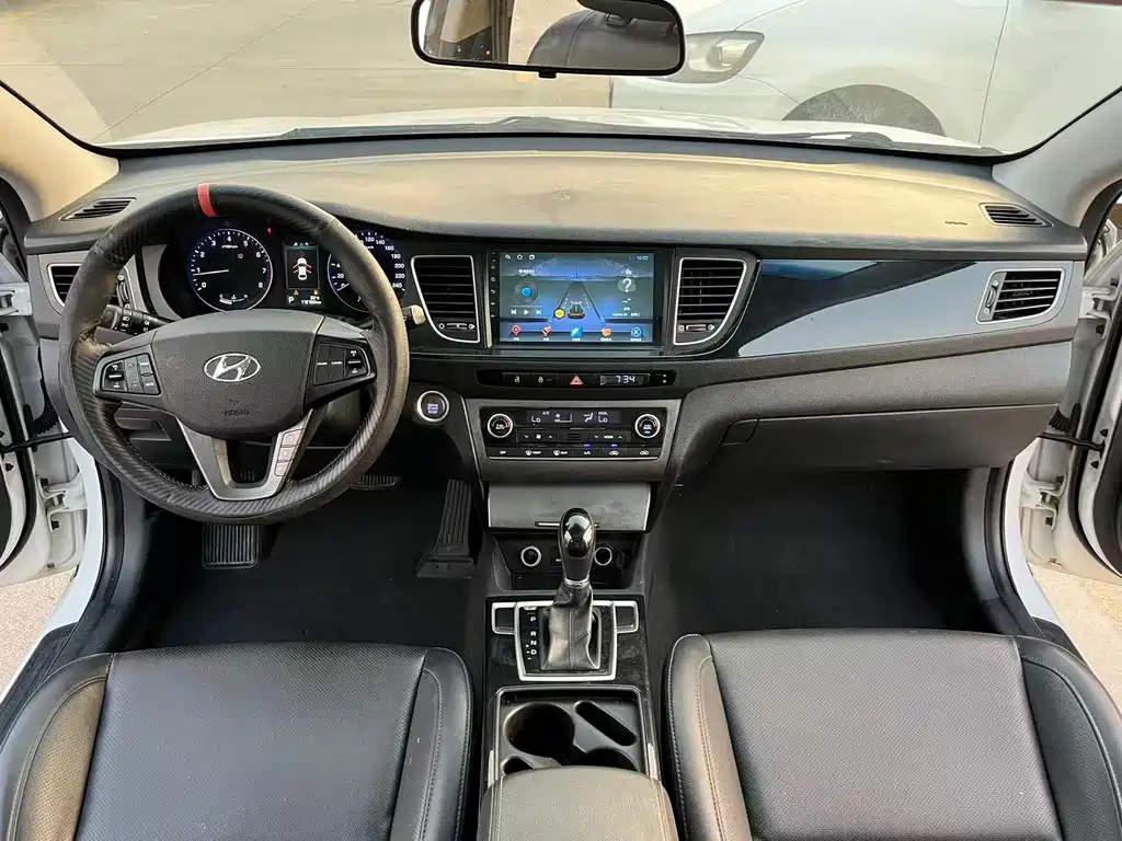 Hyundai Mistra — миниатюра 6