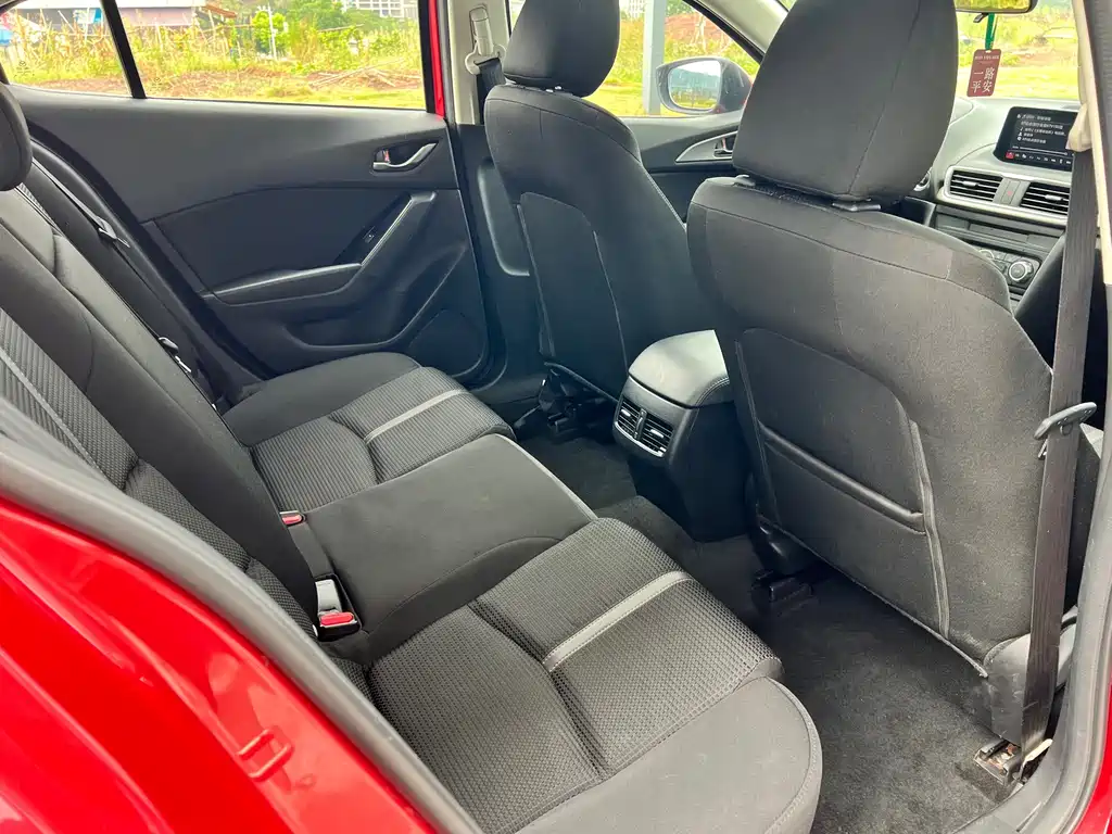 Mazda 3 Axela — миниатюра 12
