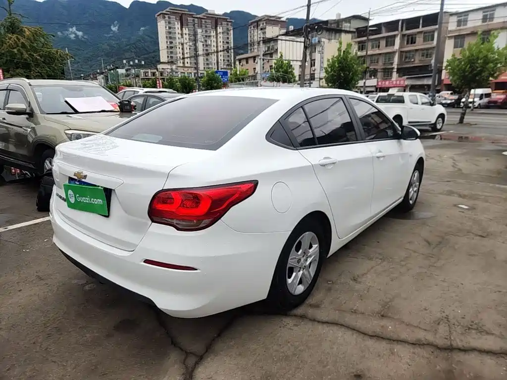 Chevrolet Cavalier — миниатюра 7