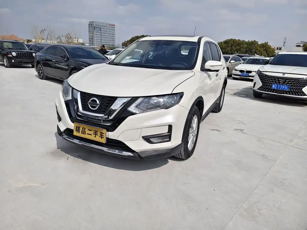 NISSAN QIJUN