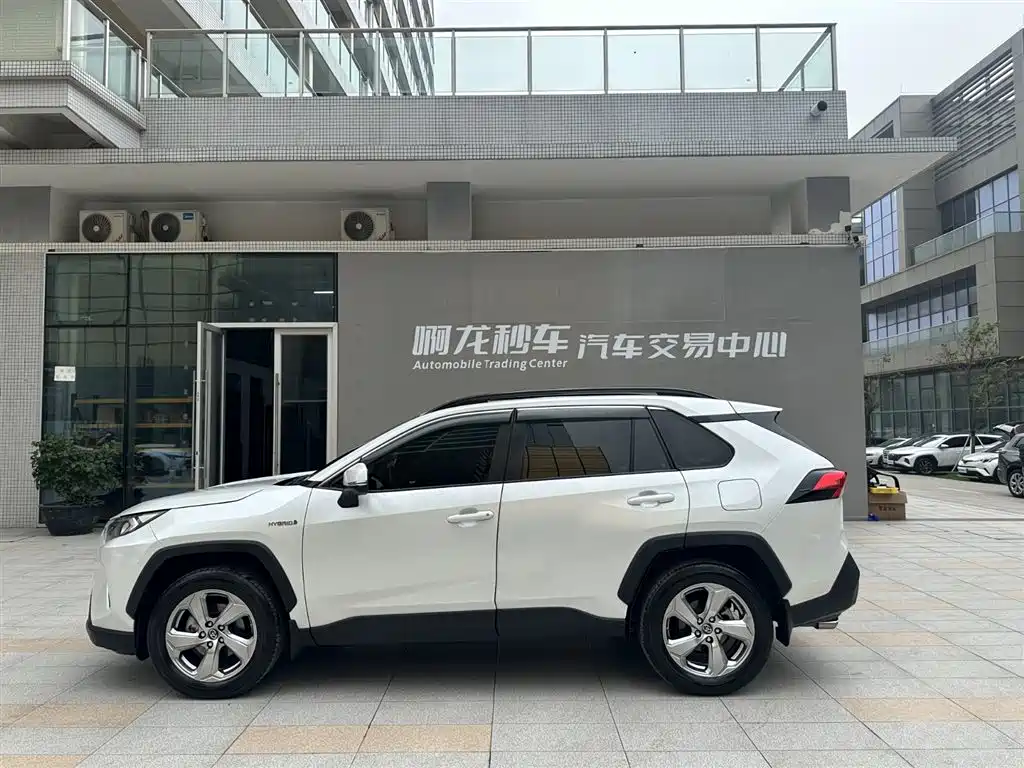 Toyota RAV4 — фотографии объявления, Фото 23