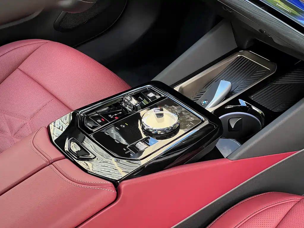 BMW 5 Series — миниатюра 20