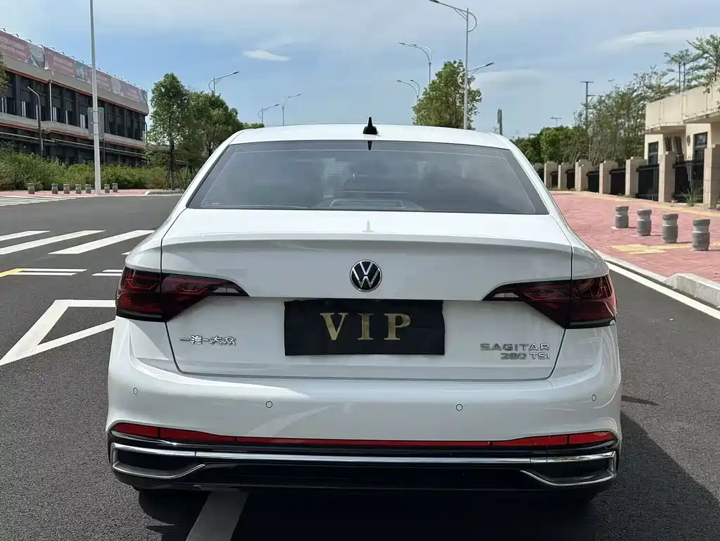 Volkswagen Sagitar — миниатюра 8