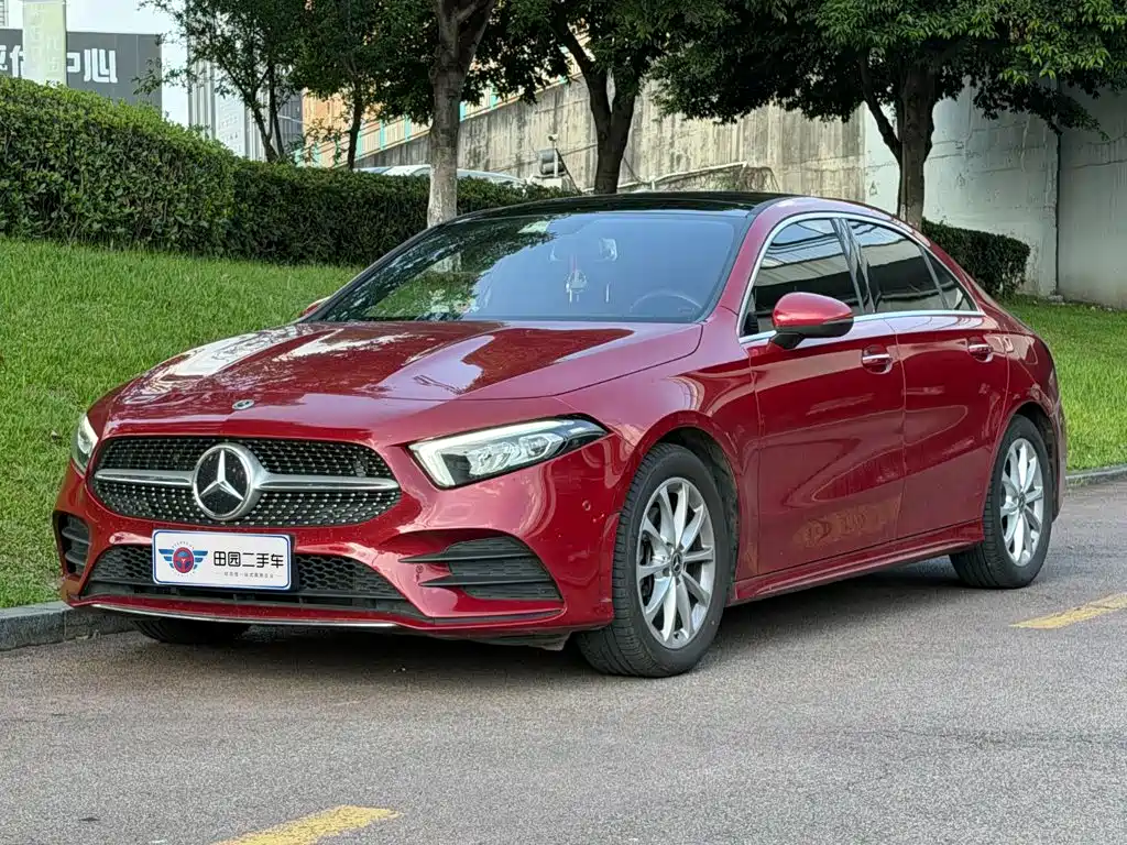 Mercedes-Benz A-Class 2022 — фото 1
