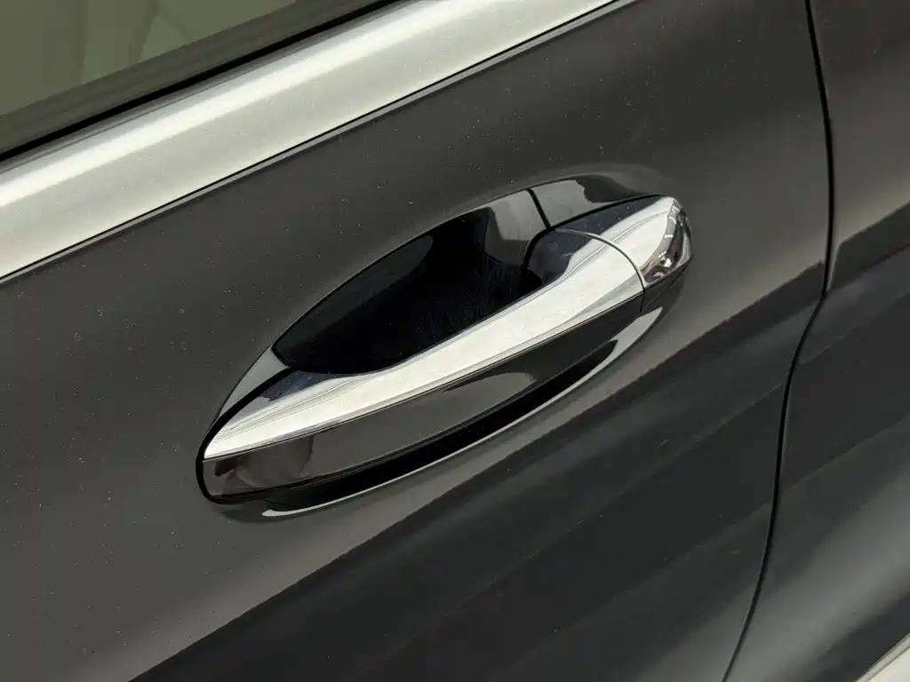 Mercedes-Benz C-Class — миниатюра 18