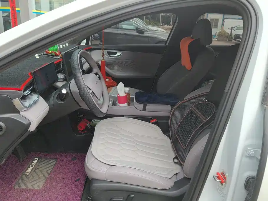 Roewe M7 DMH — миниатюра 9