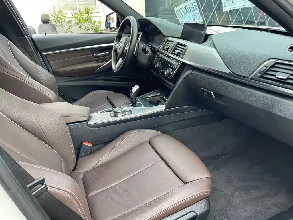 BMW 3 Series — миниатюра 5