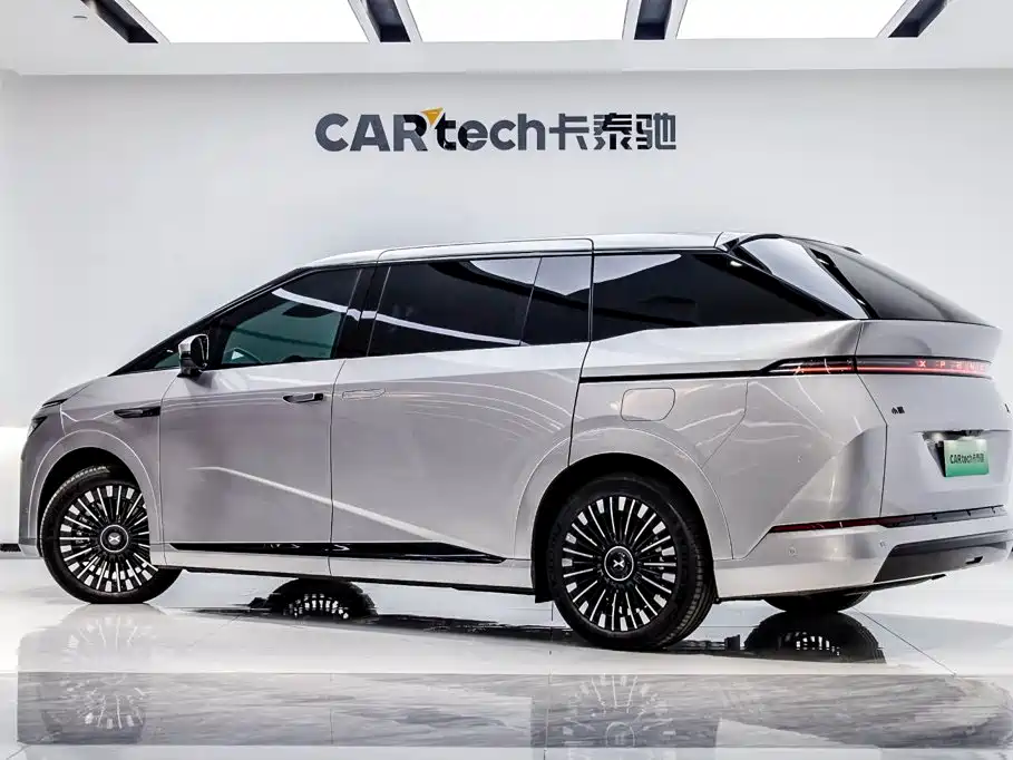 XPeng X9 — миниатюра 4