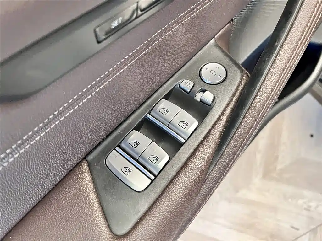 BMW 5 Series — фотографии объявления, Фото 24