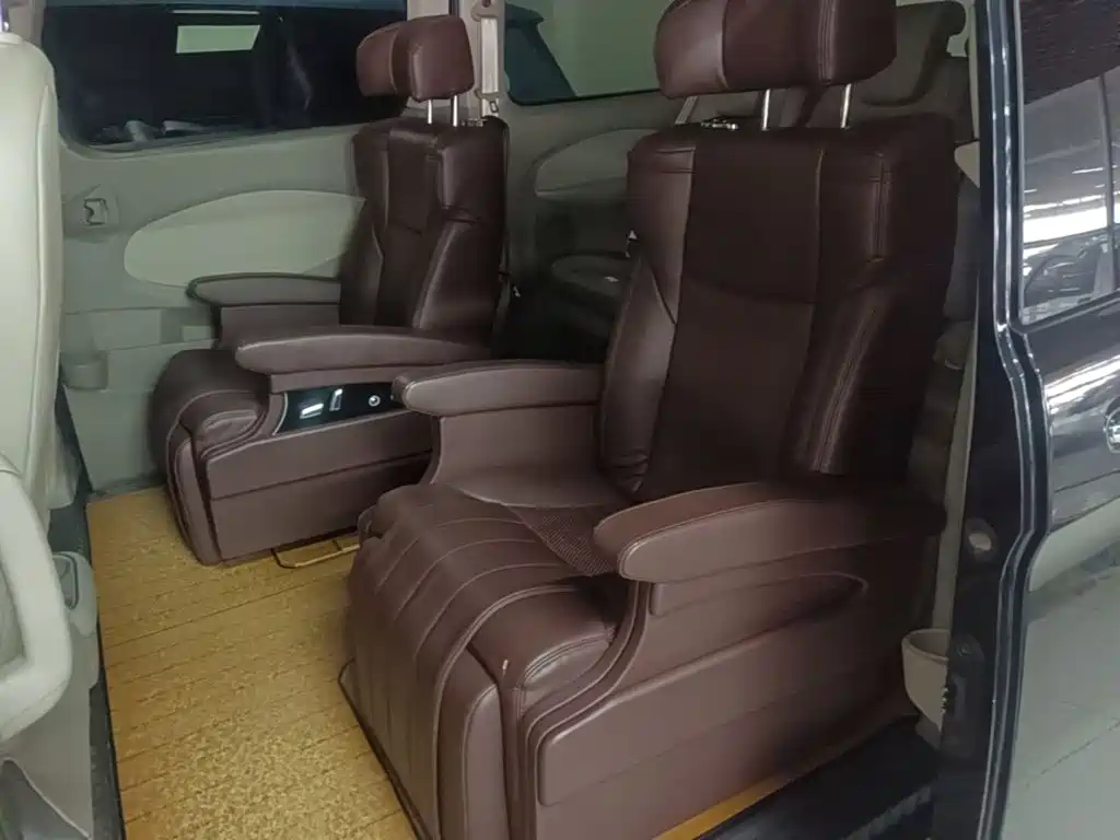 Ford Tourneo — миниатюра 17
