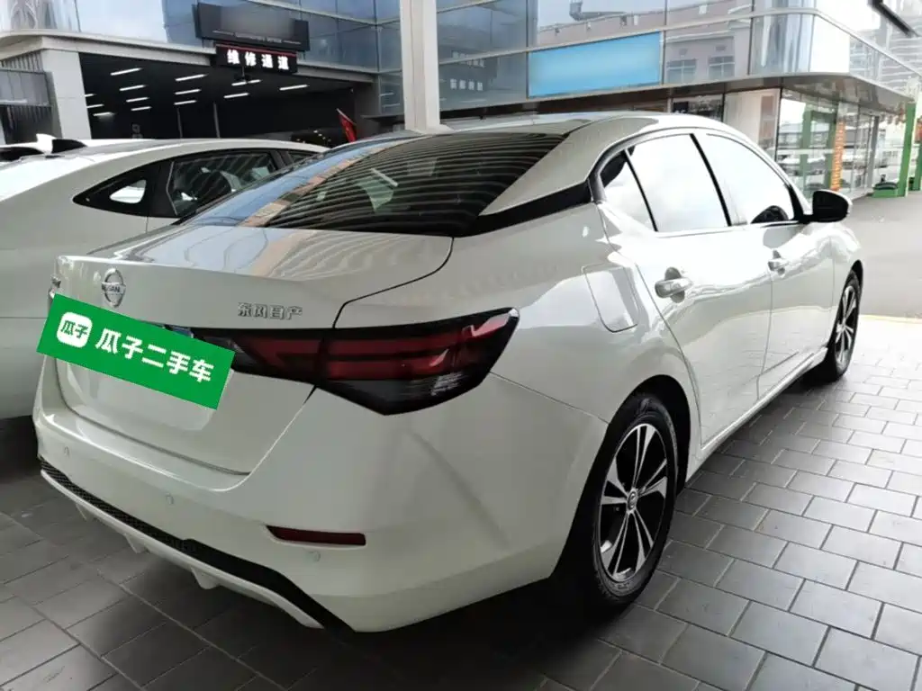 Nissan Sylphy — миниатюра 7