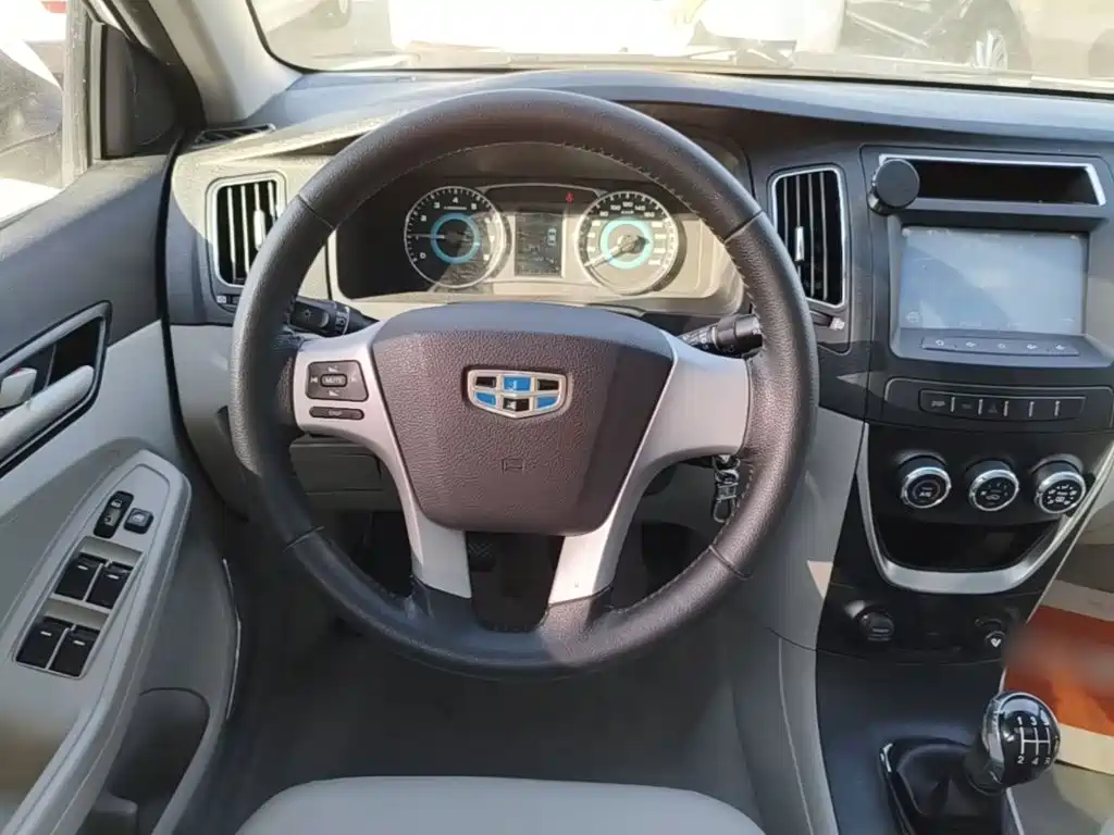 Geely Vision — миниатюра 11