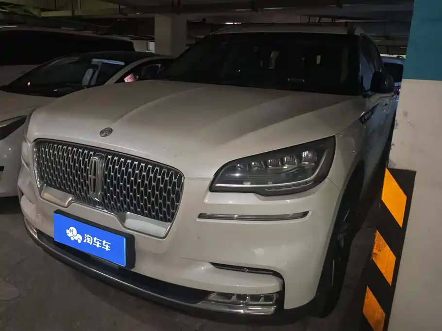 Lincoln Aviator 2021