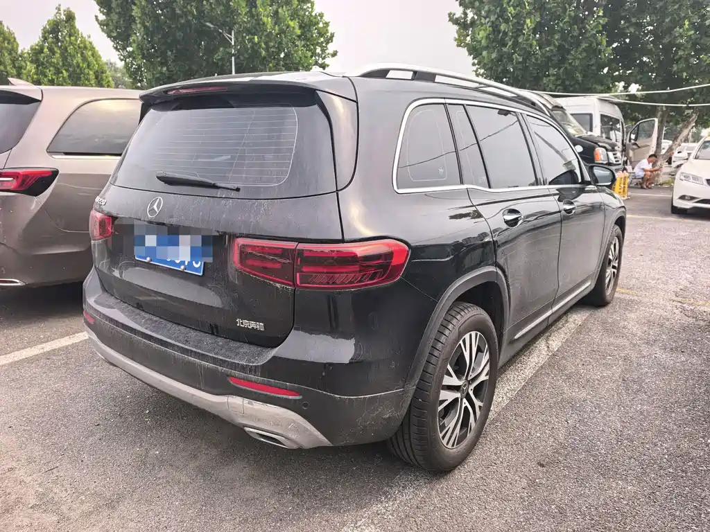 Mercedes-Benz GLB — миниатюра 14