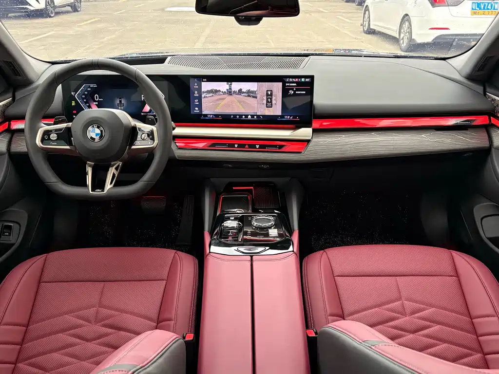 BMW 5 Series — миниатюра 9