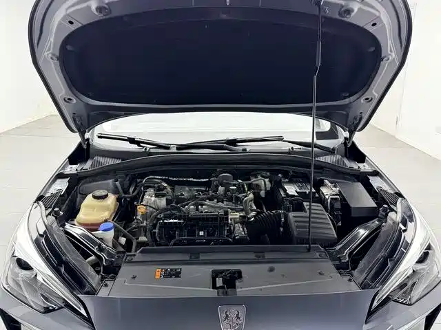 Roewe i5 — миниатюра 17