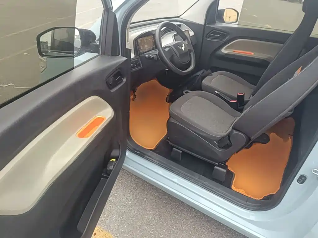 Wuling MINIEV — миниатюра 16