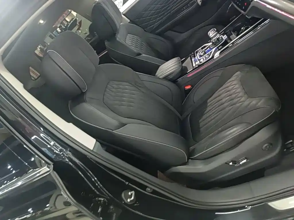 Hongqi Hongqi HS5 — миниатюра 25