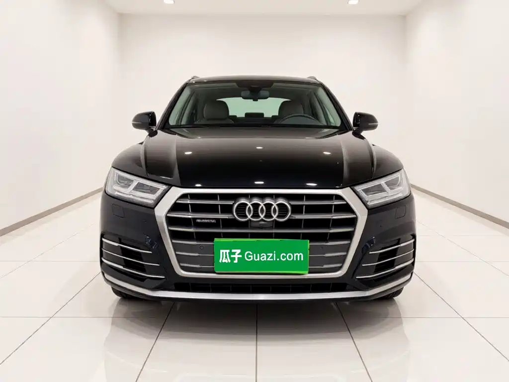 Audi Q5L — миниатюра 2