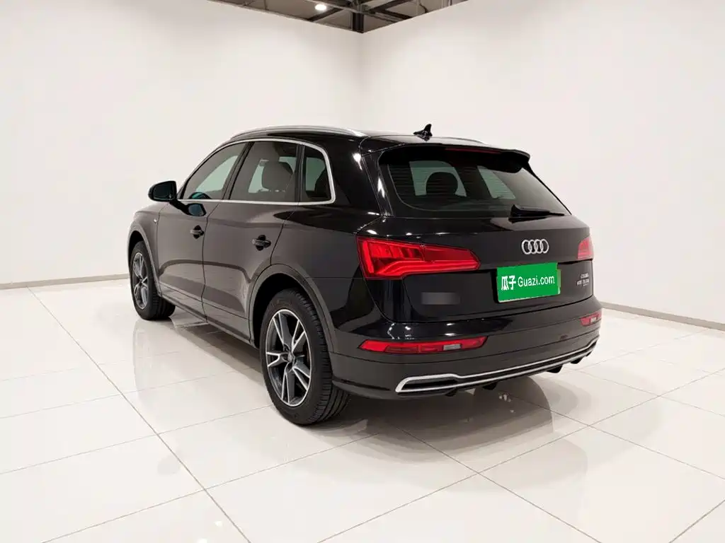 Audi Q5L — миниатюра 4