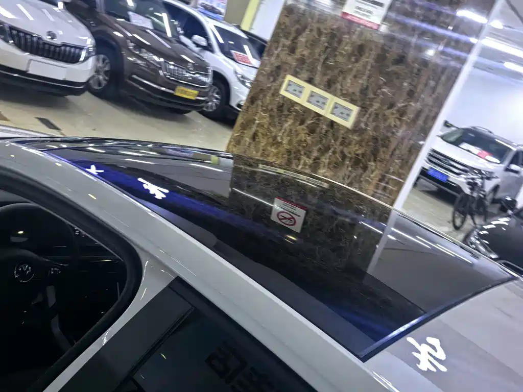 Volkswagen Polo — миниатюра 7