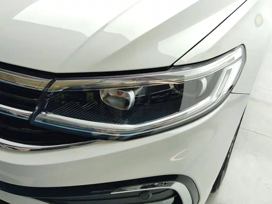 Volkswagen Bora — миниатюра 5