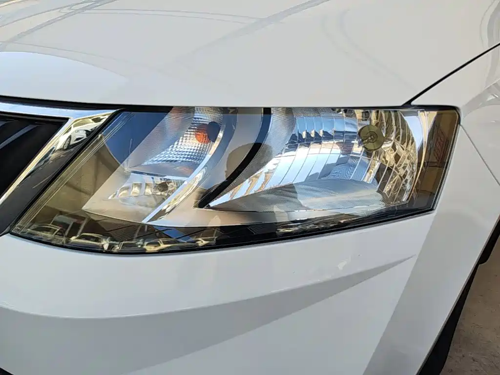 Skoda Rapid — миниатюра 24