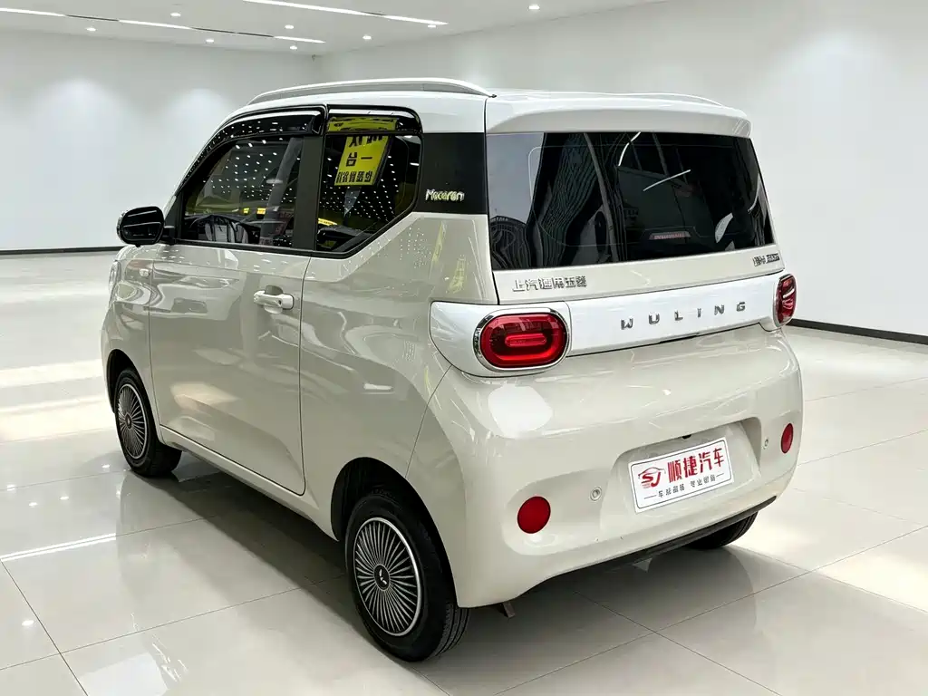 Wuling MINIEV — миниатюра 8