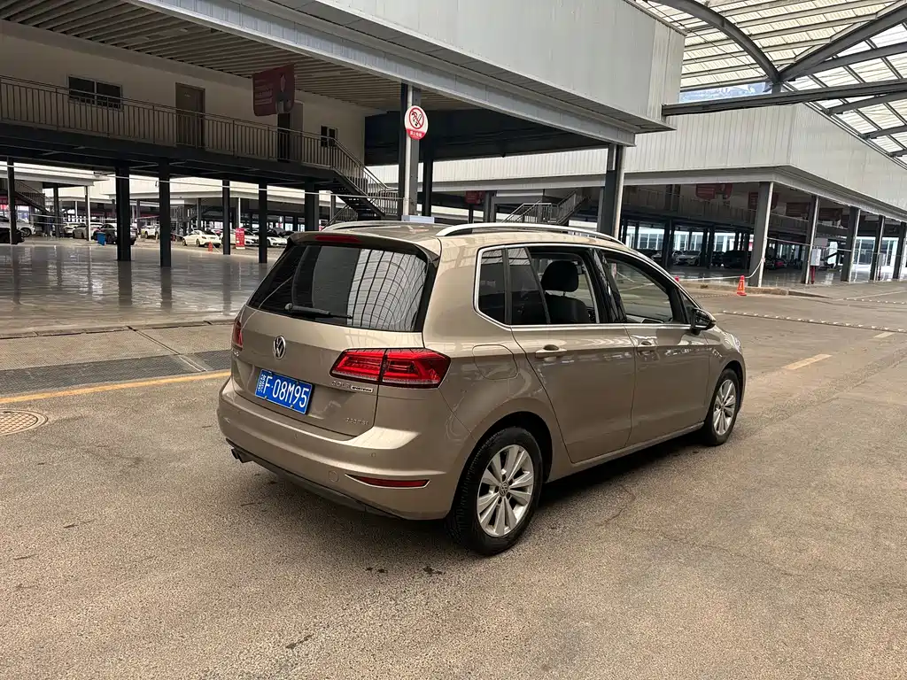 Volkswagen Golf Sportsvan — миниатюра 5