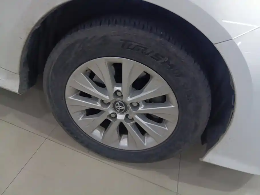 Toyota Corolla — миниатюра 6