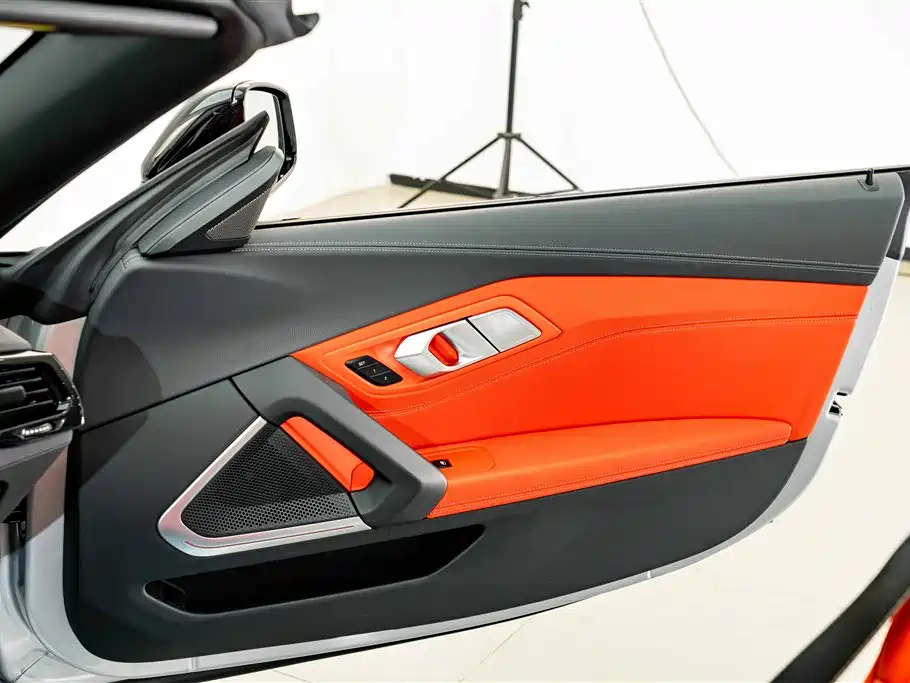 BMW Z4 — миниатюра 13