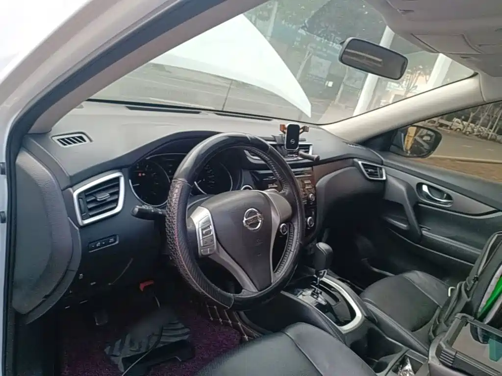 Nissan X-Trail — миниатюра 10
