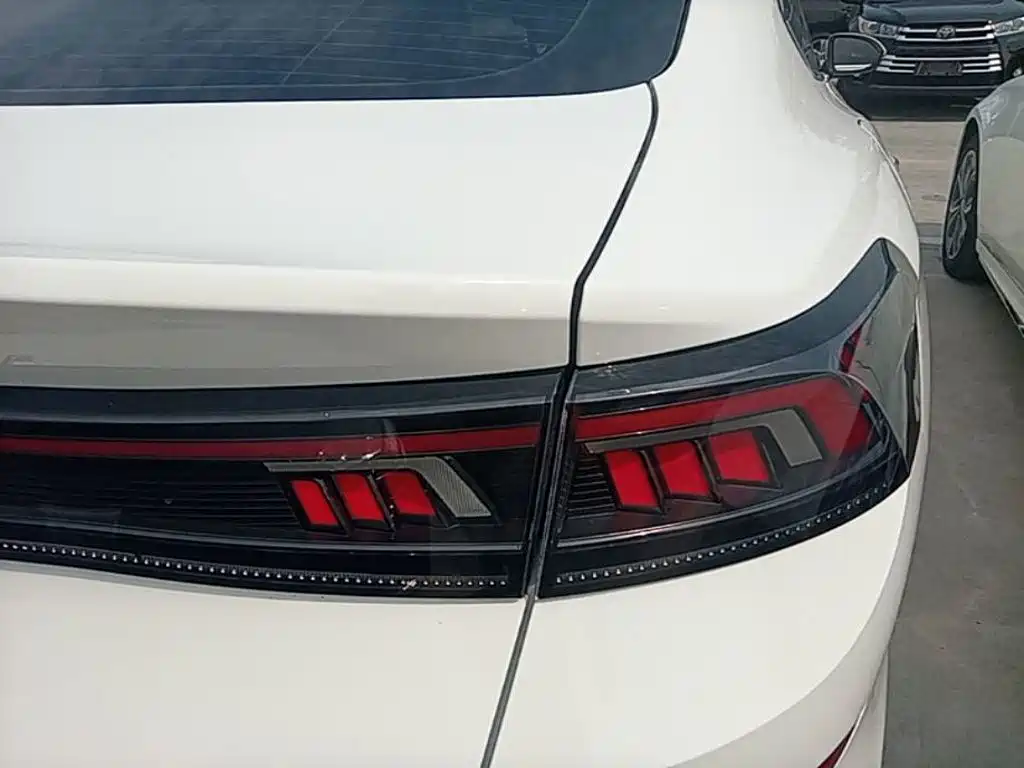 Volkswagen Lamando — миниатюра 8