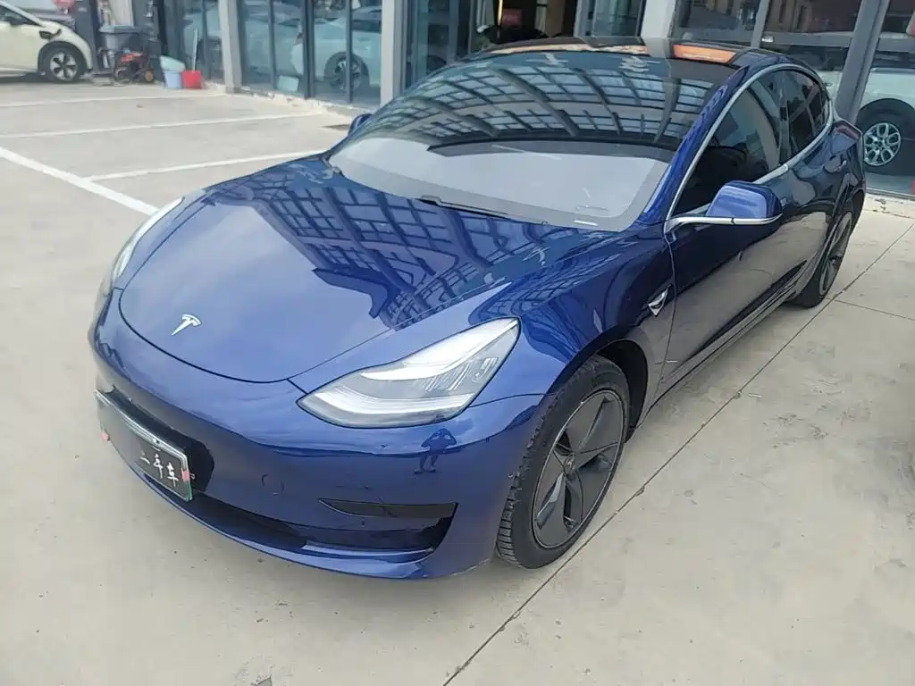 Tesla Model 3 — фотографии объявления, Фото 2