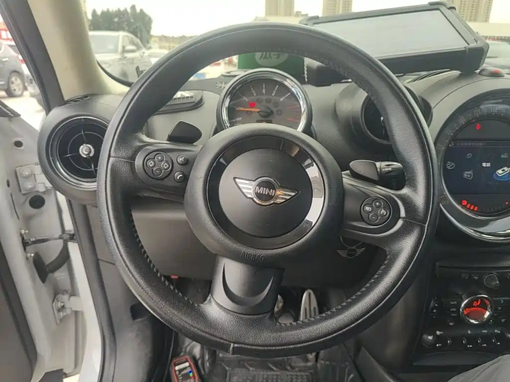 MINI Mini Countryman — миниатюра 11