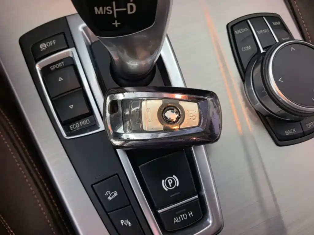 BMW X4 — миниатюра 9