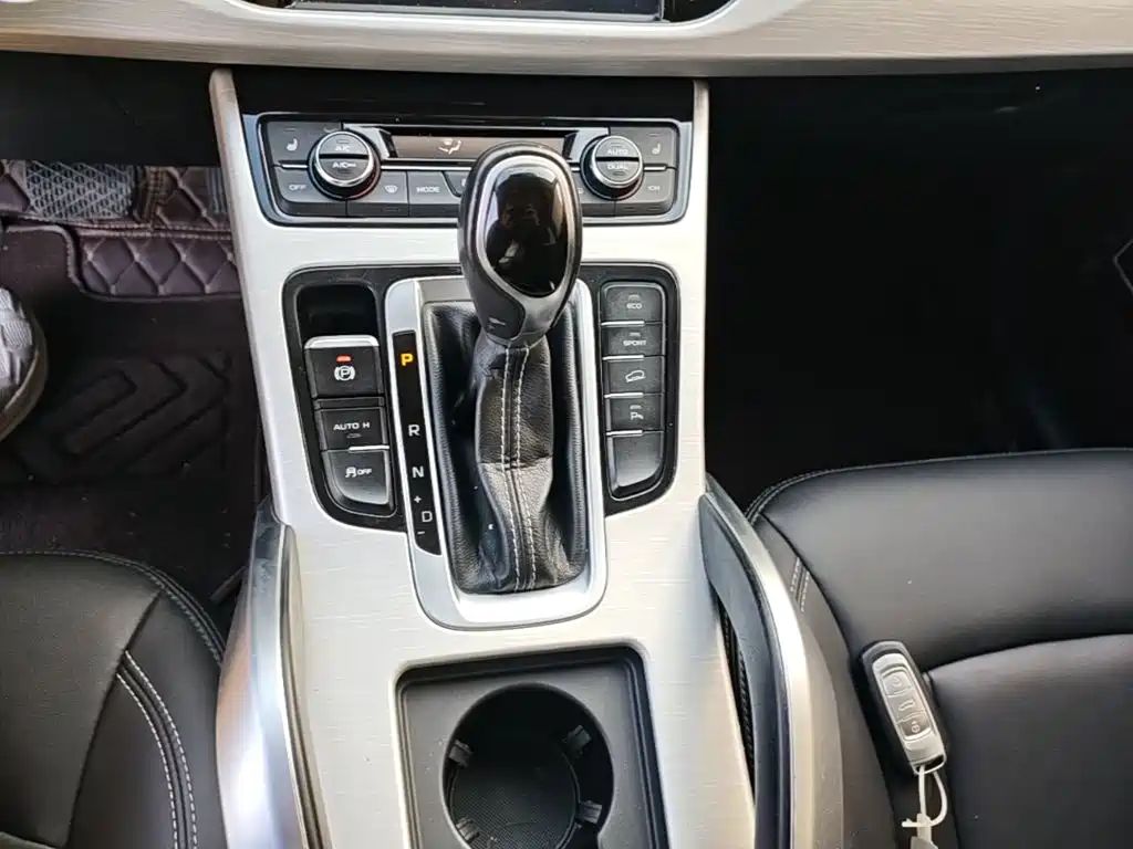 Geely Boyue — миниатюра 14