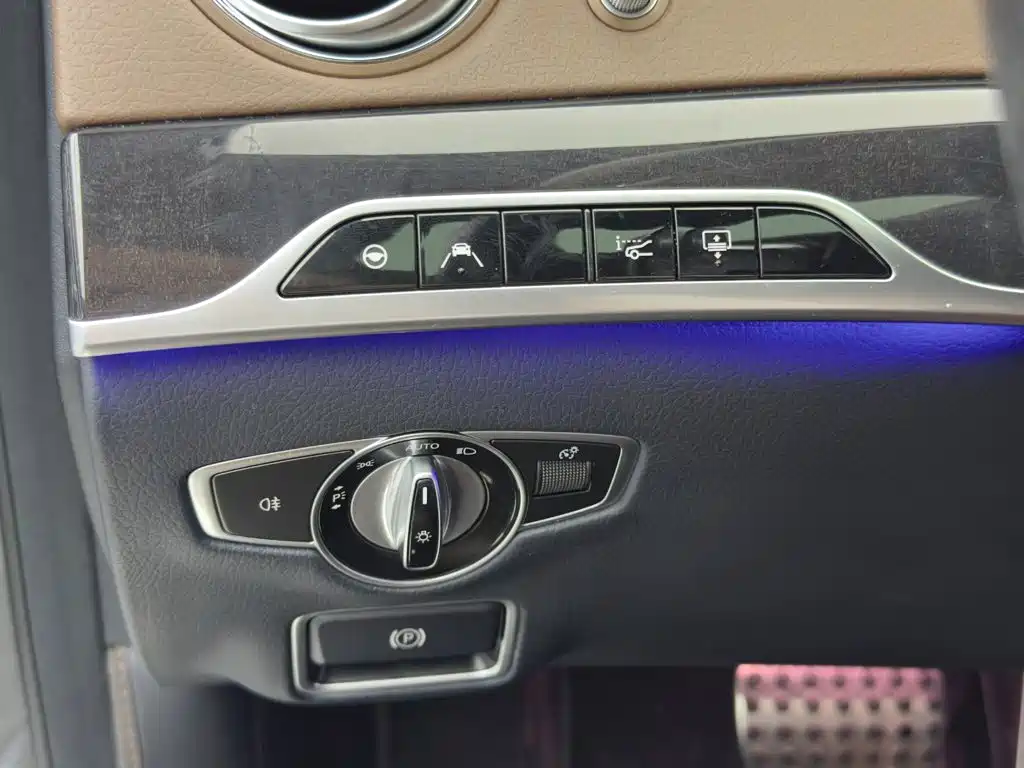 Mercedes-Benz S-Class — миниатюра 19