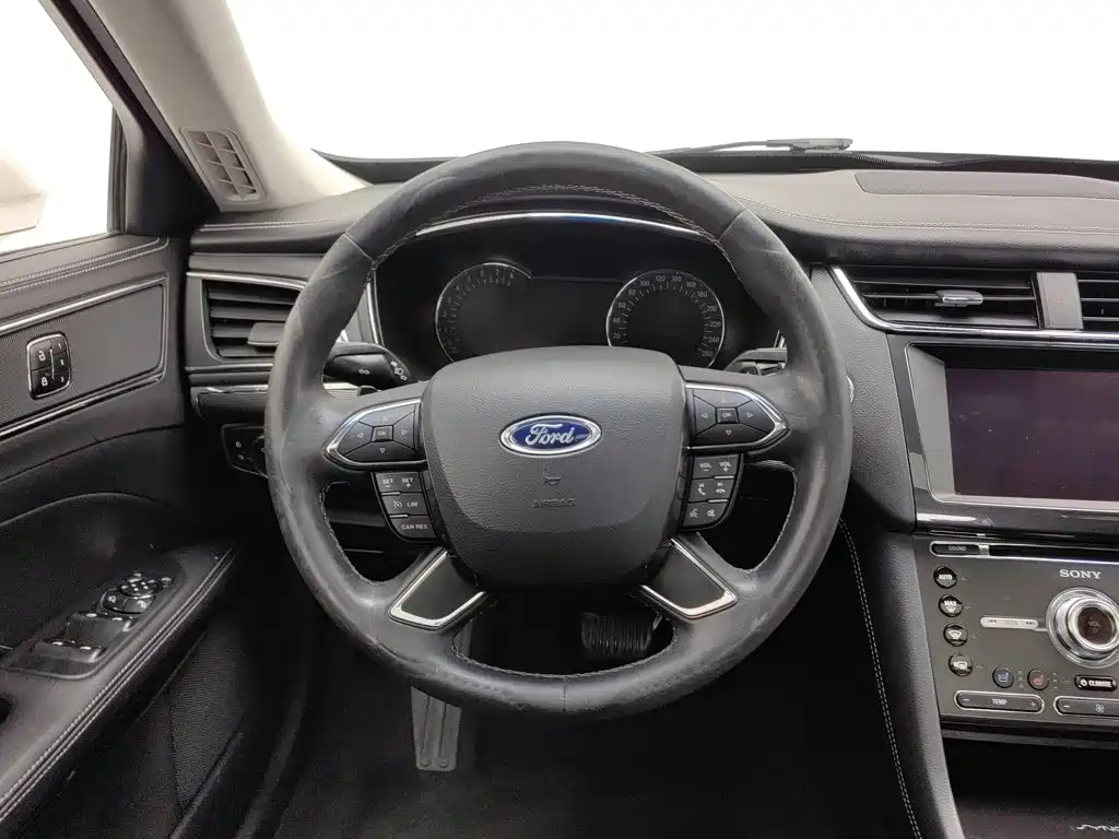 Ford Taurus — миниатюра 11