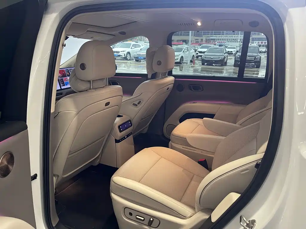 Li Auto Li i8 — миниатюра 23