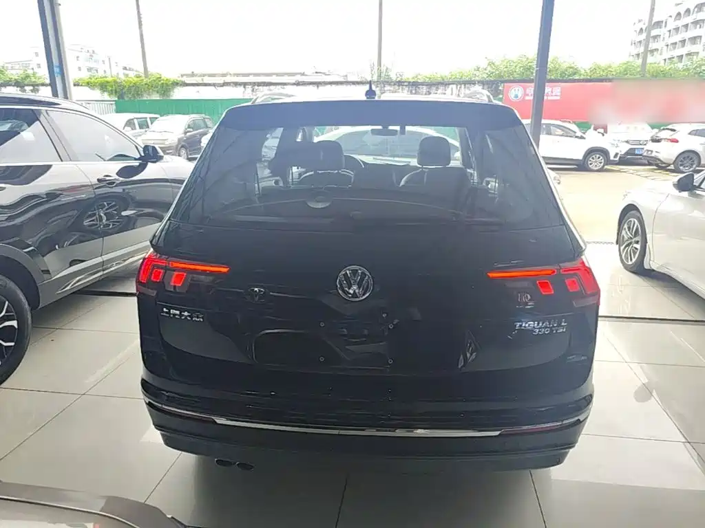 Volkswagen Tiguan L — миниатюра 6