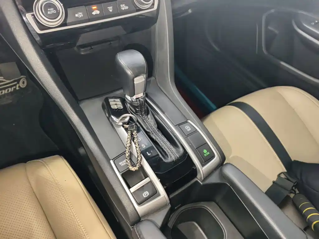 Honda Civic — миниатюра 14