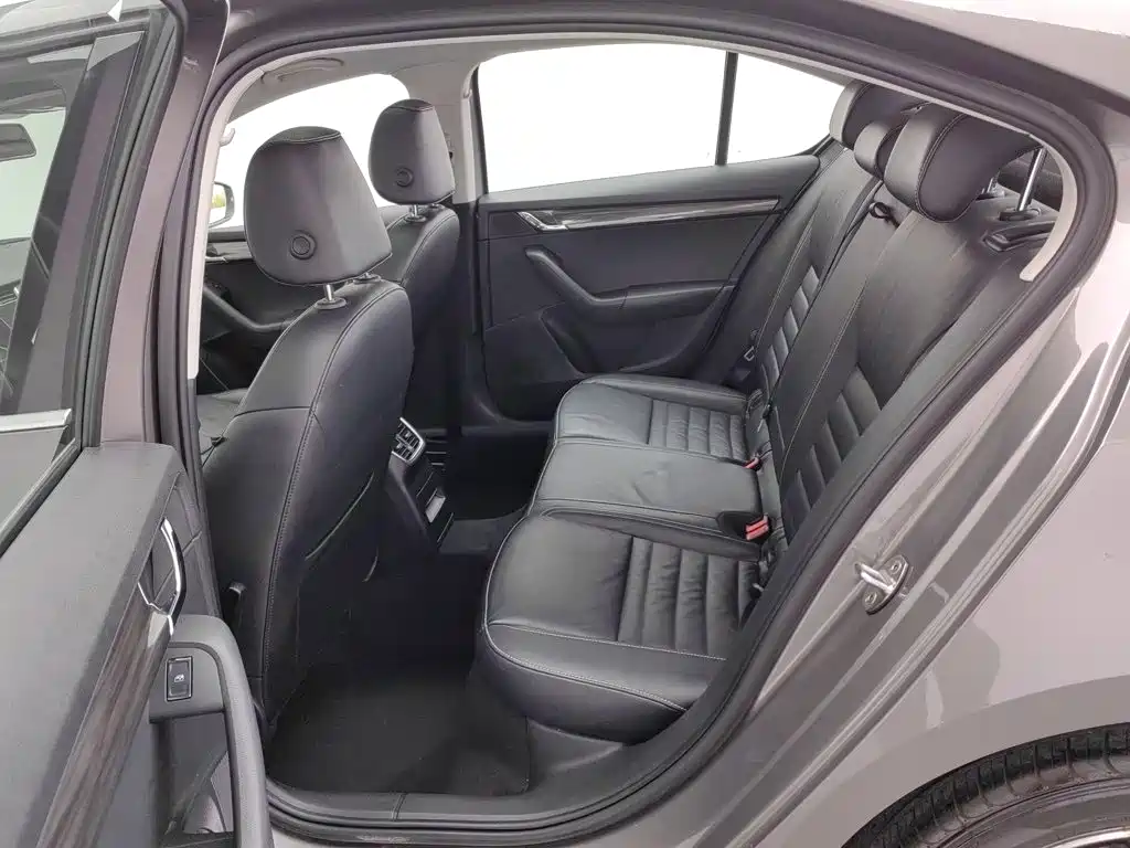 Skoda Octavia — миниатюра 15