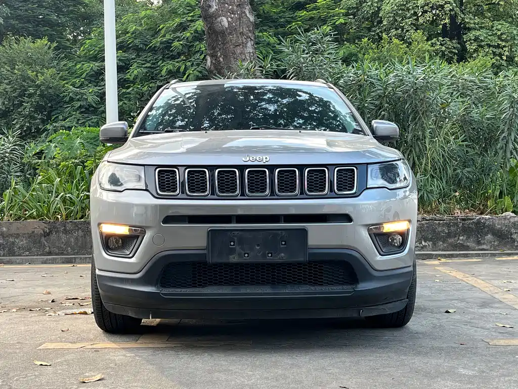Jeep Compass — миниатюра 2