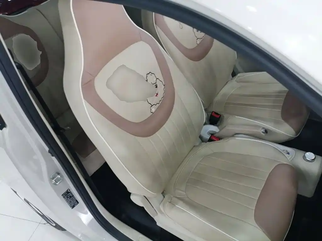 Wuling MINIEV — миниатюра 25