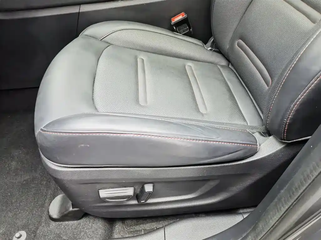 GAC TRUMPCHI GS4 PLUS