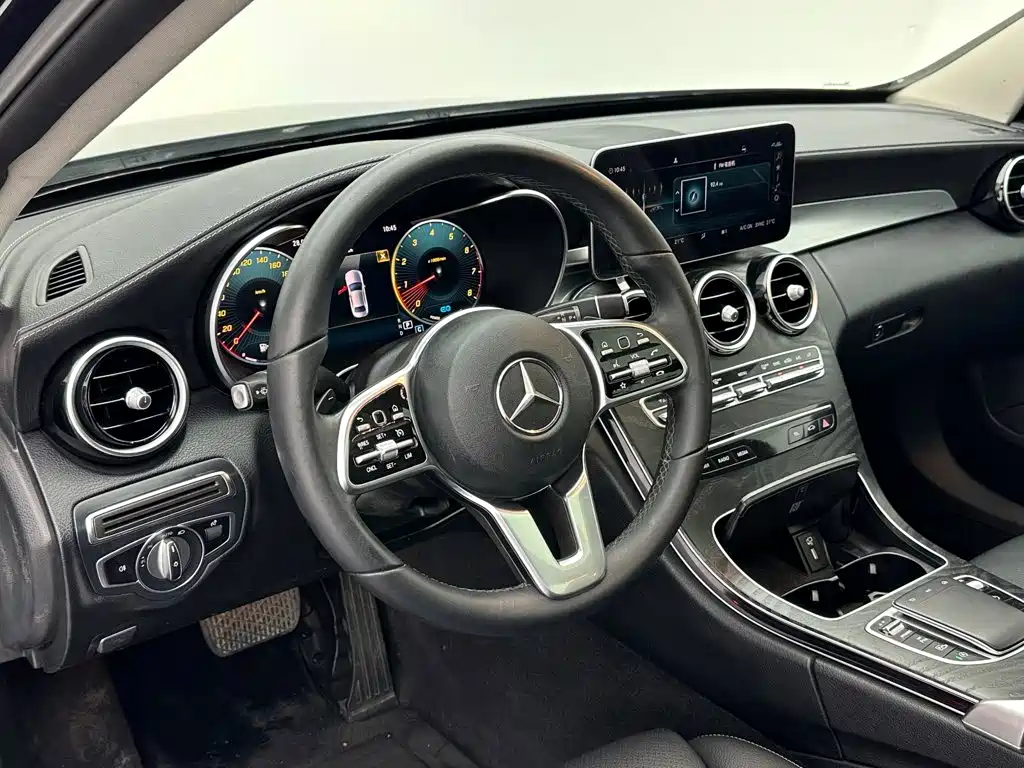 Mercedes-Benz C-Class — миниатюра 10