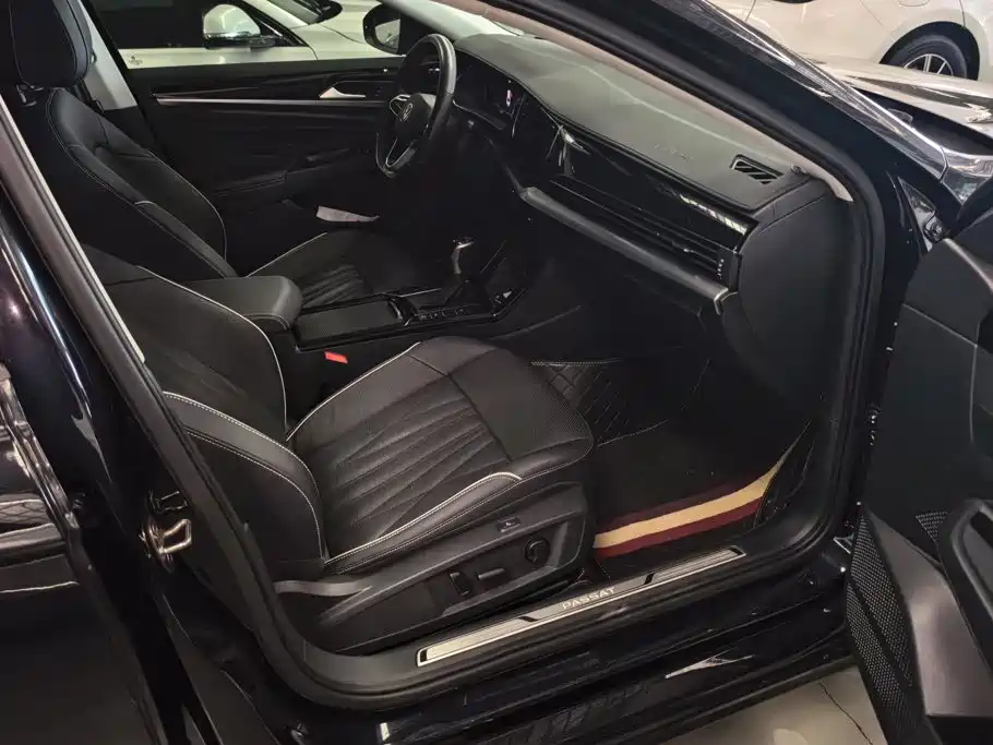 Volkswagen Passat — миниатюра 8